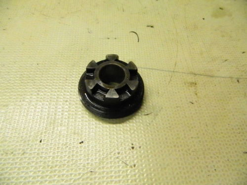 86 Yamaha YF60 YT YF 60 4Zinger 4 Zinger engine oil injector pump drive gear